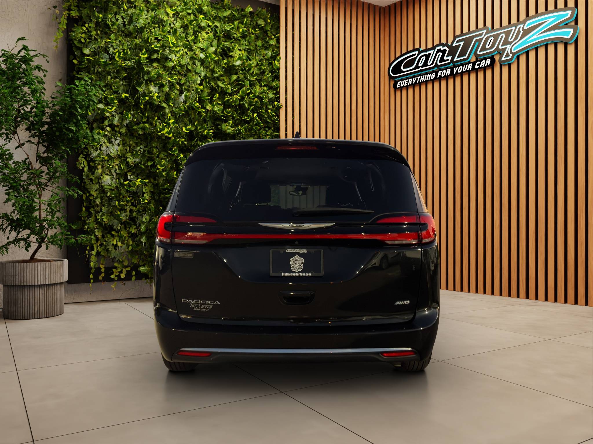 2022 CHRYSLER PACIFICA TOURING AWD  69,829 MILES • CLEAN CARFAX • 1 OWNER • AWD Thumbnail