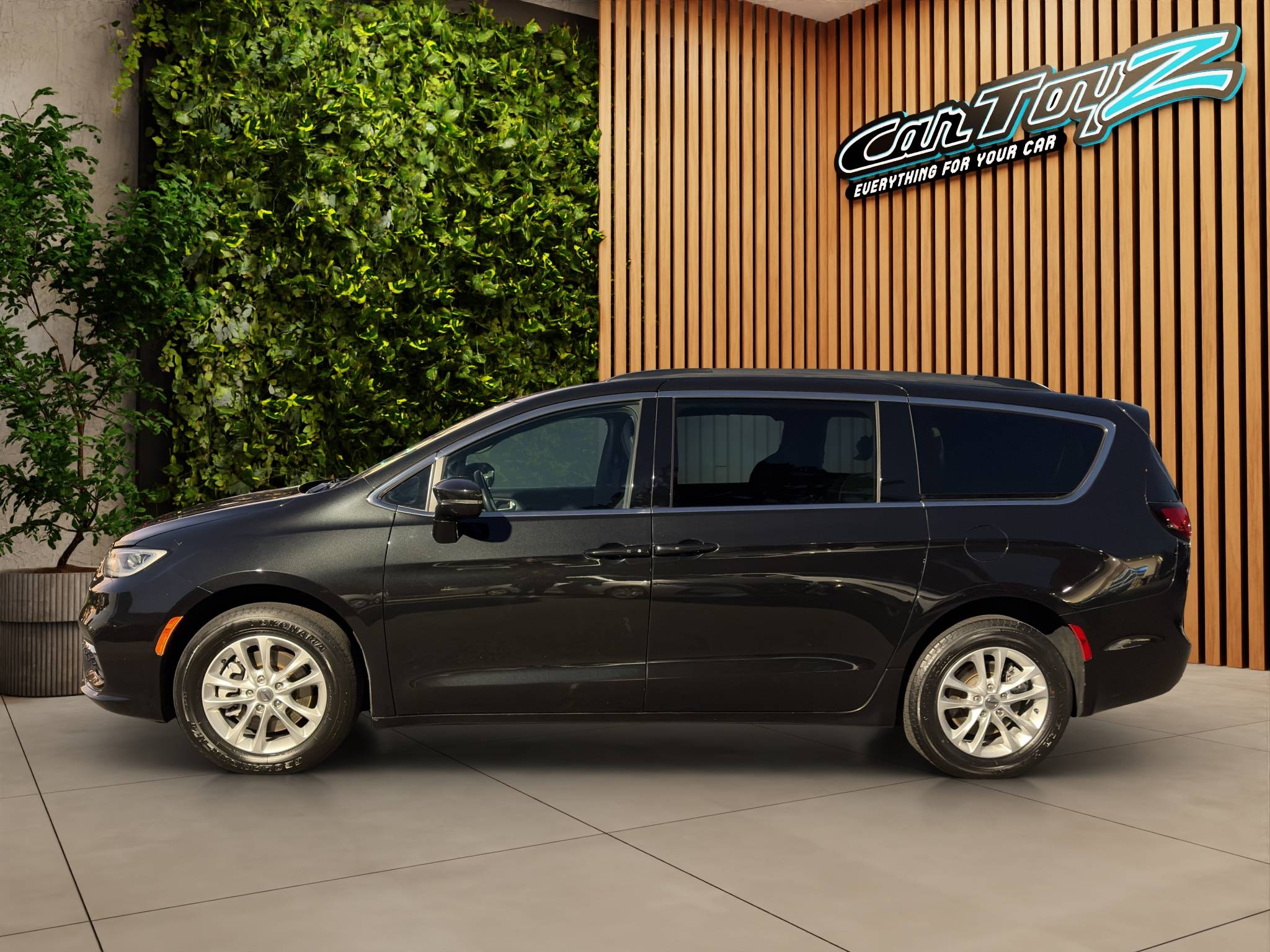 2022 CHRYSLER PACIFICA TOURING AWD  69,829 MILES • CLEAN CARFAX • 1 OWNER • AWD Thumbnail
