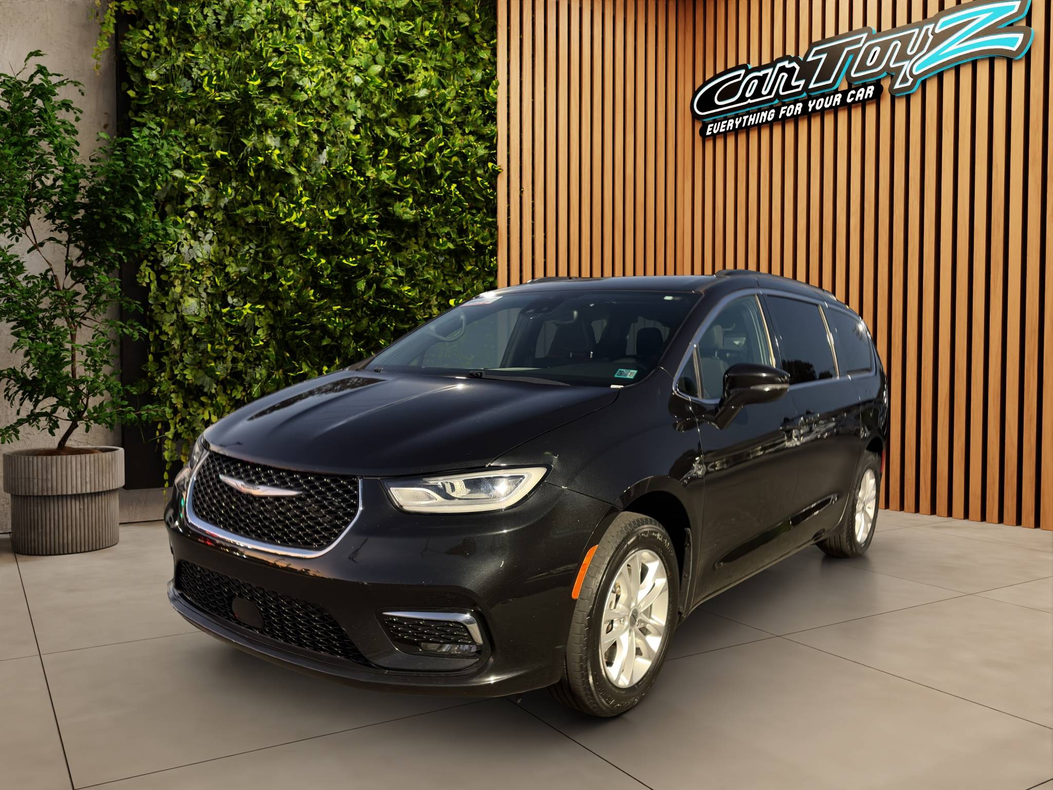 2022 CHRYSLER PACIFICA TOURING AWD  69,829 MILES • CLEAN CARFAX • 1 OWNER • AWD Thumbnail