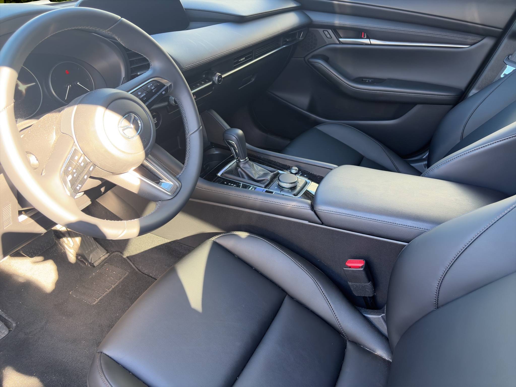 2025 MAZDA3 2.5 S SELECT SPORT SEDAN  5,240 MILES • CLEAN CARFAX • 1 OWNER • LOW MILEAGE Thumbnail