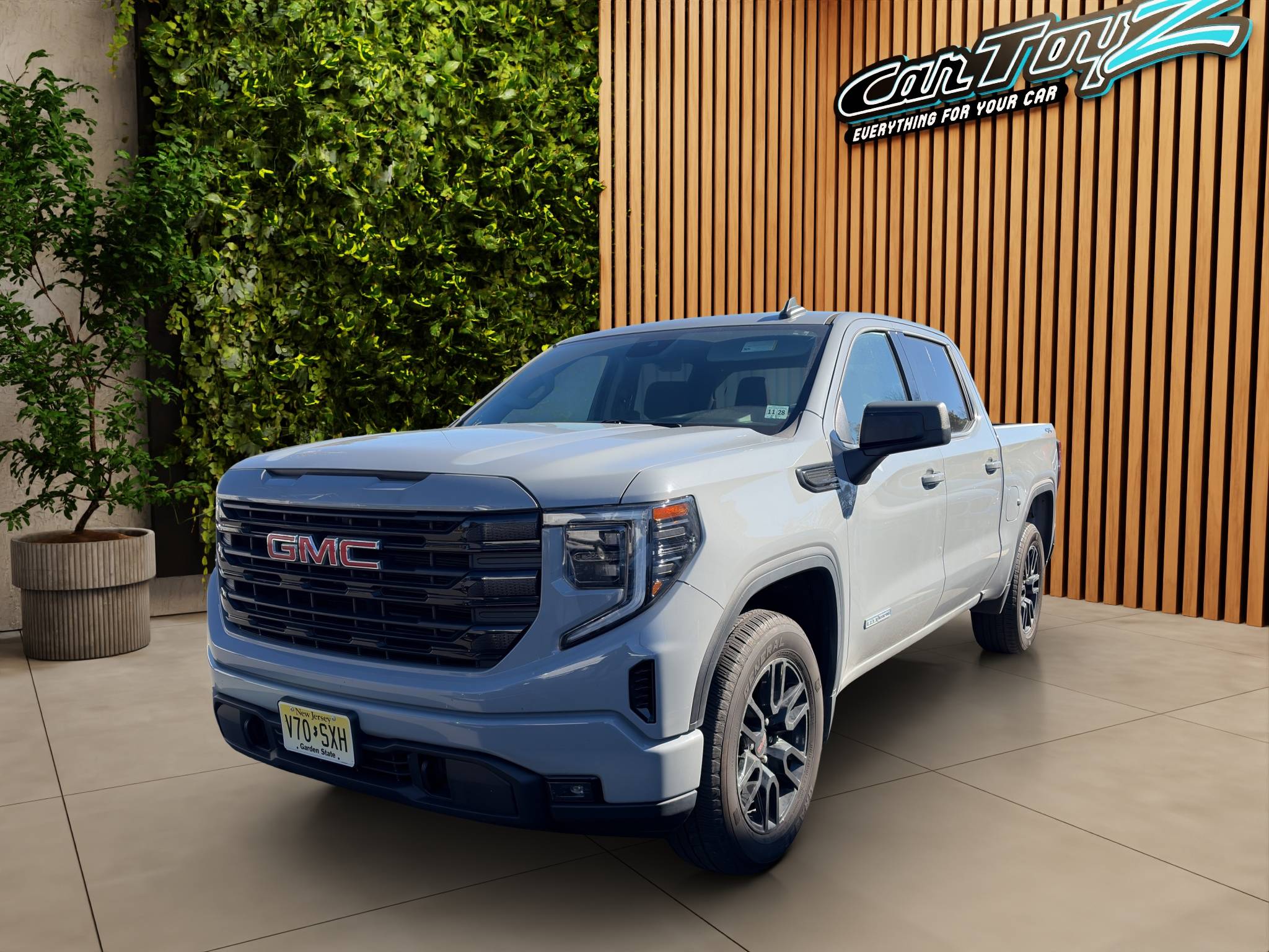 2024 GMC SIERRA 1500 ELEVATION CREW CAB 4WD  26,909 MILES • CLEAN CARFAX • 1 OWNER • 2.7L TURBO Thumbnail